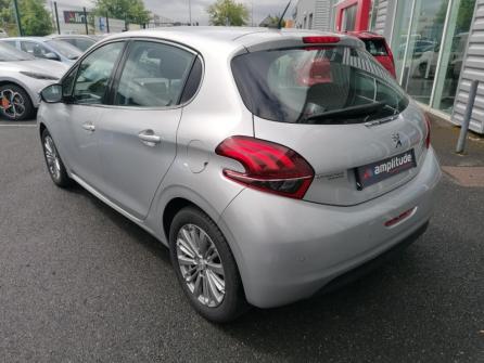 PEUGEOT 208 1.2 PureTech 110ch Allure S&S 5p à vendre à Saint-Maximin - Image n°5