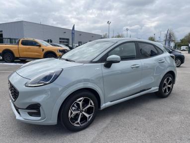 Voir le détail de l'offre de cette FORD Puma 1.0 EcoBoost Hybrid 125ch ST Line S&S Powershift de 2025 en vente à partir de 254.92 € / mois