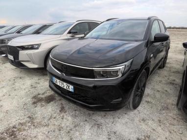 Voir le détail de l'offre de cette OPEL Grandland X 1.2 Turbo Hybrid 136ch GS Light e-DCT6 de 2024 en vente à partir de 301.21 €  / mois