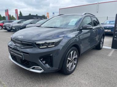Voir le détail de l'offre de cette KIA Stonic 1.0 T-GDi 120ch MHEV GT Line Premium DCT7 de 2022 en vente à partir de 225.63 €  / mois