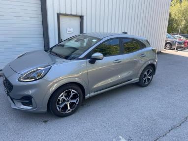 Voir le détail de l'offre de cette FORD Puma 1.0 EcoBoost Hybrid 125ch ST-Line S&S de 2024 en vente à partir de 261.43 €  / mois