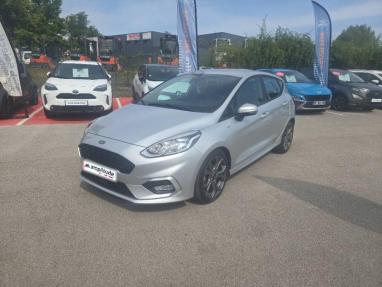 Voir le détail de l'offre de cette FORD Fiesta 1.0 EcoBoost 100ch Stop&Start ST-Line 5p Euro6.2 de 2018 en vente à partir de 173.75 €  / mois