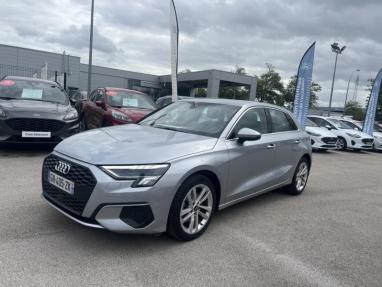 Voir le détail de l'offre de cette AUDI A3 Sportback 35 TFSI 150ch Mild Hybrid Business Executive S tronic 7 de 2023 en vente à partir de 275.08 €  / mois