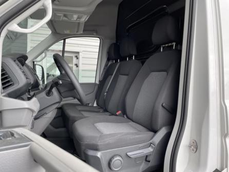 VOLKSWAGEN Crafter Fg 30 L3H3 2.0 TDI 140ch Business Traction à vendre à Reims - Image n°10