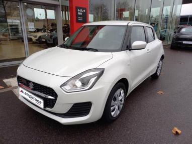 Voir le détail de l'offre de cette SUZUKI Swift 1.2 Dualjet Hybrid 83ch Avantage de 2023 en vente à partir de 137.95 €  / mois